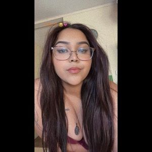 Meet your Posher, Marcela